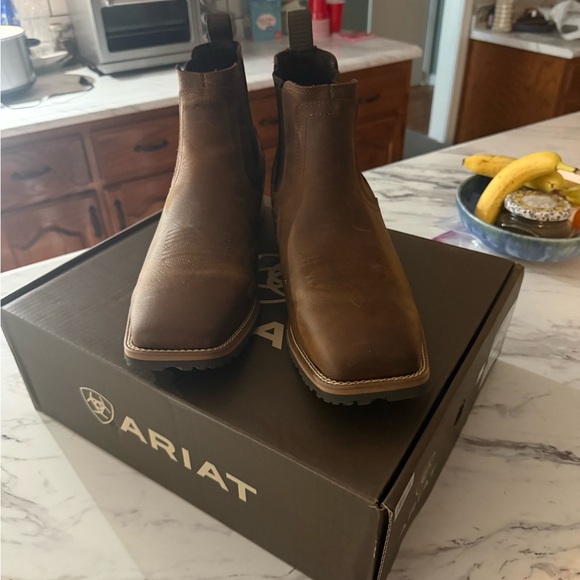 Ariat Men's Tan Leather Boots - Picture 1 of 7